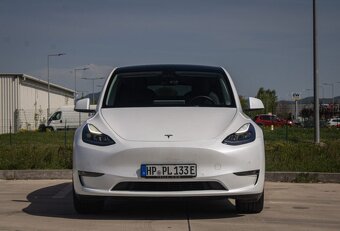 Tesla Model Y Long Range 378kW - 2