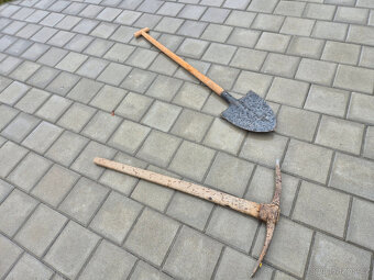 Krumpáč a rýč - 2