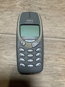 Sběratelský telefon Nokia 3310 - tlačítkový - 2