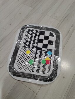 KIK Nafukovací podložka pro batolata - černobílá - 2