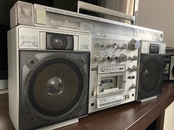 Sanyo MX 920 - obrovský boombox - 2