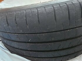 PIRELLI P zero letní 245/40 R19 - 2