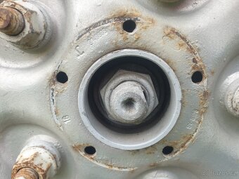 koupím plechový disk 5 1/2 J x 14x60 5dira ford transit - 2