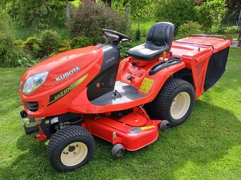Zahradní traktor Kubota GR 2100 - II pohon kol 4x4 - 2
