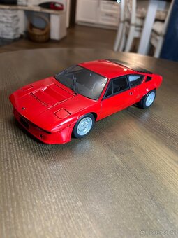 Lamborghini Urraco 1:18 Kyosho - 2