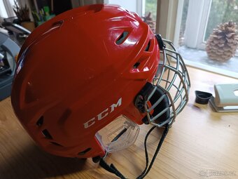 Hokejová helma CCM tacks 210 S - 2