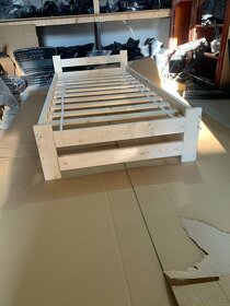 drevena postel 90x200 borovice Jednoluzkova + rost - 2