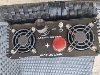 Prodám měnič napětí z 12V na 230V 1600W - 2
