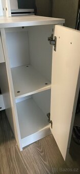 Kosmetický stolek - 2