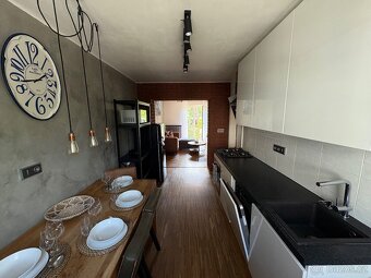 Pronájem bytu 2+kk, 53m/2, + sklep a parkování - 2