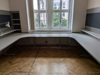 Kancelářské stoly - 2