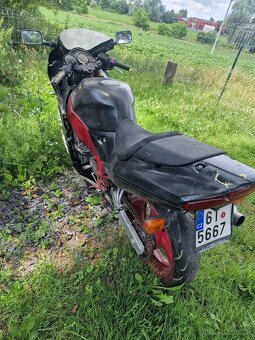 Suzuki rf600r - 2