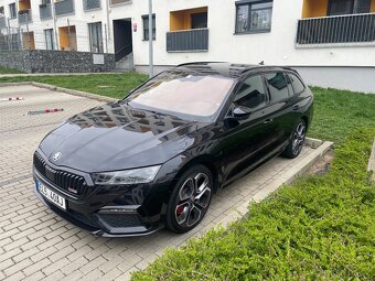 Škoda Octavia kombi RS iV, 180kw, záruka , plug-in - 2