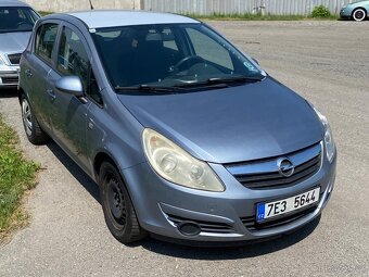 Opel Corsa 1.2 klimatizace, najeto 190 tis - 2