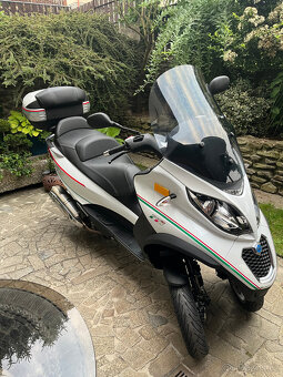 PIAGGIO MP 3 - 2