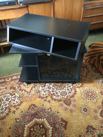 Televizní stolek - 2