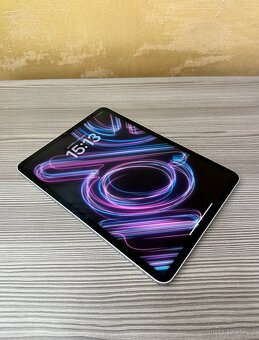 Apple iPad Pro 11" 2021 M1 128GB Cellular stříbrný - 2