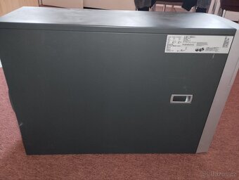 SERVER Fujitsu-SIEMENS PRIMERGY TX200 S4 - 2