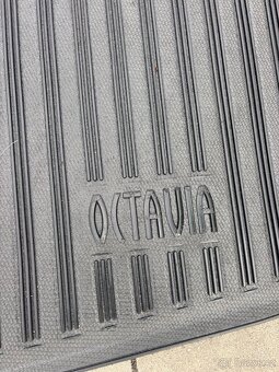 Gumová vana Škoda octavia II sedan nepoužívaná - 2