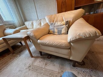 Sedací souprava italská kožená v pěkném stavu - 2