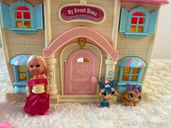 Domeček pro panenky - 2