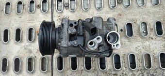 Klimakompresor audi A4 B7 8E 3.0 tdi - 2