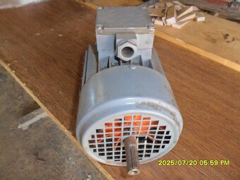 Motor 370w/1685ot/min - 2