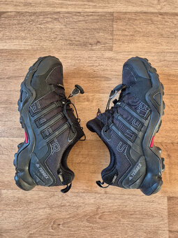 Boty/tenisky Adidas Terrex Goretex, vel. 39 1/3 - 2