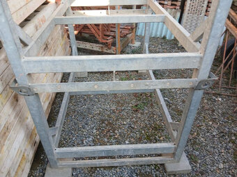 Přepravky na lešení, bednění, trubky - 2