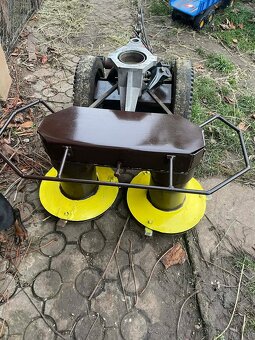 Dvoububnová sekačka - 2