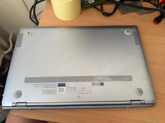 asus zenbook i7,16GB,512GB - 2