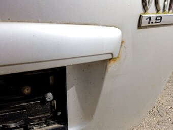 Páté dveře Octavia 1 sedan facelift. - 2