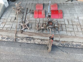 Prodám kompletní rotavátor Vari s převodovkou - 2