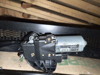 BMW E61 Panorama na díly - 2