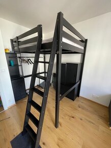 Postel STORÅ Rám vysoké postele, černé mořidlo, 140x200 cm - 2