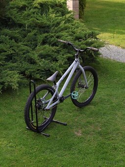 Prodám Czar Ion 24" street trial bike - 2