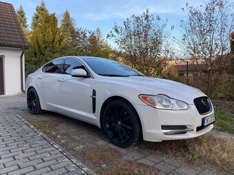 Jaguar XF 5.0 2009 závada na motoru - 2