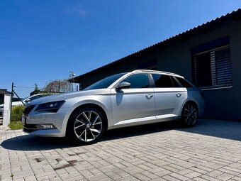 Škoda Superb 2.0TDI 140Kw, krásný stav. - 2
