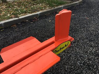 Štípačka za traktor WX 310 - 2