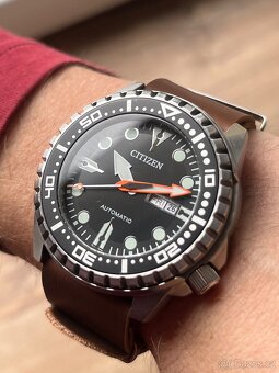Masivni hodinky Citizen automatic - 2