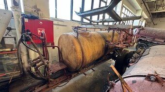 Postřikovač s laminátovou nádrží - 2