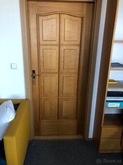 Dveře z masivu 7x + zárubně za odvoz - 2