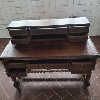 STUL PSACI ZACHOVALY - 2