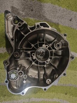 Yamaha Dragstar - víko statoru, použité - 2