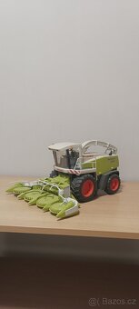 Řezačka Bruder CLAAS JAGUAR 900 - 2
