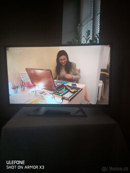 Televize Strong úhlopříčka 82 cm, má t2. - 2