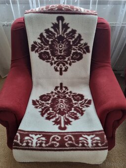 Deky-potahy na gauč a dvě křesla - 2