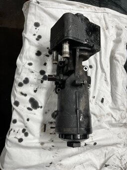 Olejový chladič 2.0tdi - 2