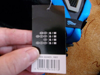 Nová lyžařská helma S/M - 2