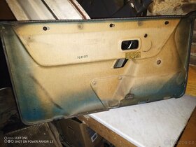 Pravý tapecírunk Ford escort mk4 - 2